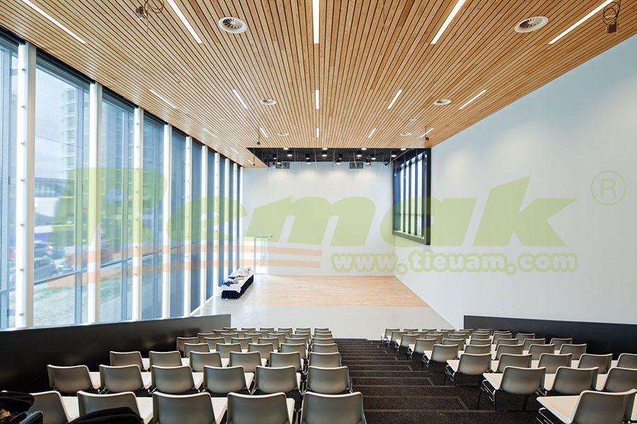 Gỗ tiêu âm trần Fineline Slats Horizontal 2